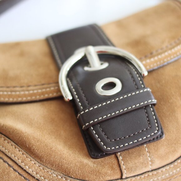 Vintage Coach Soho Suede - Picture 3 of 12